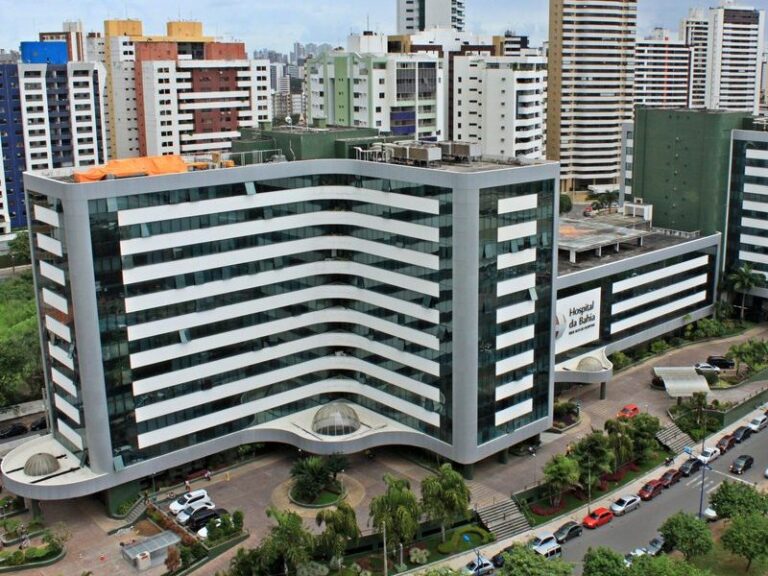 Vista aérea do Hospital da Bahia, em Salvador
